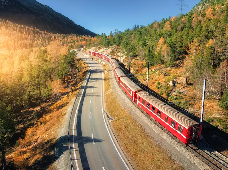 tren-con-pelicula-refrigerante-pasiva cooling film 3m reflectante
